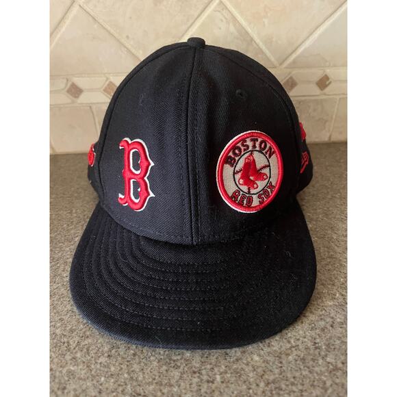 Boston Red Sox Hat . New Era. 59 Fifty. Fitted Cap 7 5/8- Preowned - Picture 1 of 5